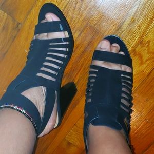 Womens heals size 10